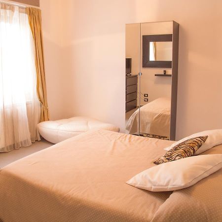 B&B Ricci Livourne Extérieur photo