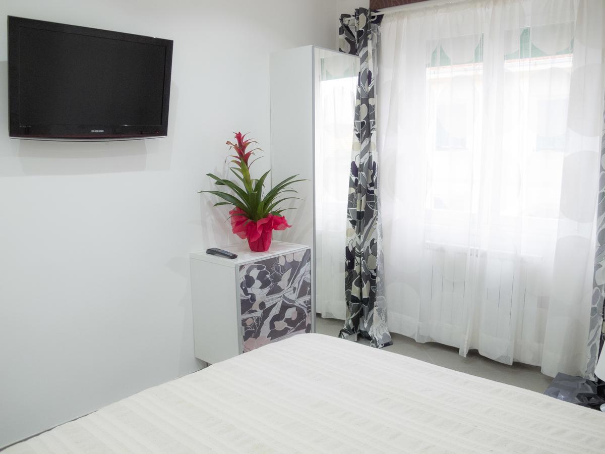B&B Ricci Livourne Extérieur photo